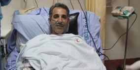 وصول الأسير المريض محمد التاج الى مجمع فلسطين الطبي بعد الافراج عنه هذا اليوم من سجون الاحتلال