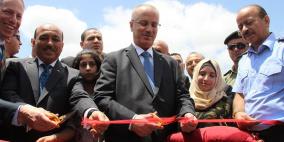 الحمد الله والوكالة الأمريكية للتنمية يفتتاحان شارع بيت إيبا- دير شرف في نابلس