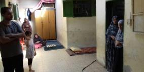 عائلة "أبو سلطان".. تعيش رمضان بمائدة افطار فارغة