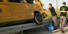 إصابة ثمانية مواطنين بحادث سير شرق نابلس