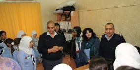 الشرطة تقيم يوما تدريبيا لمرشدات الكشافه بمدرسة بنات العامرية في بيت لحم