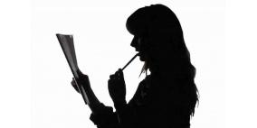 استغلال الفتيات اقتصادياً.. حقوق مهضومة وواقع لا يرحم