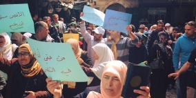الإحتلال يعتدي على نساء ورجال عند أبواب المسجد الأقصى ويعتقل سيدة