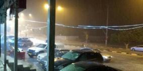 أمطار وسيول تتسبب بقطع الطرق في النقب