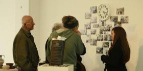 دار الكلمة الجامعية تفتتح معرضاً فنياً بعنوان "زوايا مبطنة"