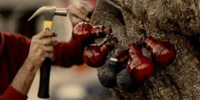 شجرة اقتلعها الاحتلال تزين احتفالات الميلاد في بيت لحم