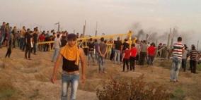 لليوم الثالث.. عشرات الشبان يقتحمون السياج الحدودي شرق القطاع