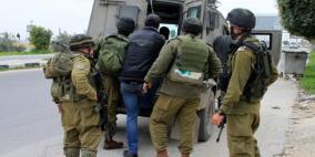 قوات الاحتلال تعتقل شابا من بلدة برقين