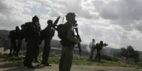 الاحتلال يعتقل مواطنا من أريحا