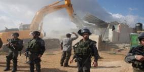 الاحتلال يهدم منشآت وبركسات في خربة يرزا شرق طوباس
