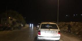 الاحتلال يغلق مدخل النبي صالح ويفتح نيرانه تجاه منازل المواطنين