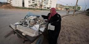 بالصور: الفقر يحكم على "جيهان" بالأشغال الشاقة اليومية