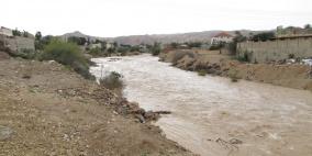 محافظ أريحا والأغوار يتفقد الأضرار الناجمة عن الأحوال الجوية