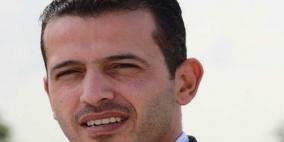 سورٌ للبحر ل طارق عسراوي