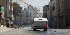 قوات  الاحتلال تقمع  المواطنيين في الخليل بخراطيم المياه