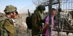 الارتباط العسكري يؤمن الإفراج عن طفل من يطا المحاصرة