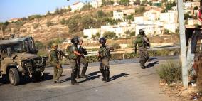 مواجهات بين قوات الإحتلال وشبان في مخيم الجلزون شمال رام الله