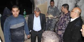 محافظ قلقيلية يدين احراق منزل المواطن زياد ملحم من قبل جنود الاحتلال