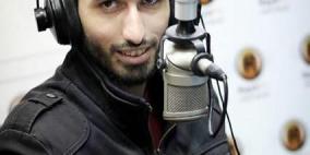 الاحتلال يعتدي بالضرب على الزميل أمجد حسين