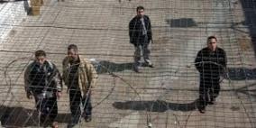 محكمة الاحتلال تثبّت الاعتقال الإداري لـ(22) أسيراً