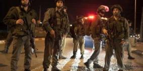 قوات الاحتلال تعتقل طفلا في القدس