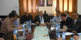 رئيس بلدية طولكرم يبحث مع رئيس وأعضاء الغرفة التجارية مجالات تحقيق التنمية