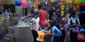 الغزيون يستقبلون رمضان بمظاهر باهتة وجيوب فارغة