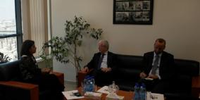 السفيرة أبو يوسف تبحث سبل التعاون المشترك مع مدير المنظمة الدولية دكاف