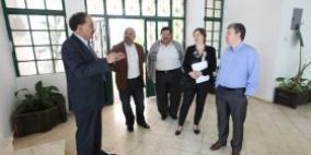 وفد من شركة شنايدر العالمية يزور مركز التدريب التابع لكهرباء القدس