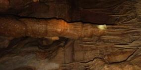 بالصور: اكتشاف كهف في بلدة عرابة