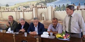 محافظ طولكرم عصام ابو بكر يزور جمعية رعاية شؤون الطلبة