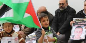 الوقفة التضامنية مع الصحفي محمد القيق في الخليل
