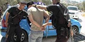 مواطن يبلغ الشرطة عن تعاطي شقيقه المخدرات في طولكرم