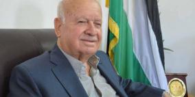 الأغا يطالب بعقد مؤتمر دولي لمواجهة تحديات "الأونروا"