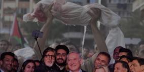 "سيلفي نتنياهو" ينقلب ضده 