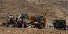 هدم 3 بركسات وحظيرة اغنام جنوب نابلس