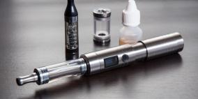 السجائر الإلكترونية مؤذية حتى من دون نيكوتين