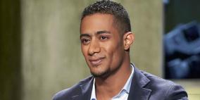 شركة أزياء فرنسية تطبع صور محمد رمضان على مجموعتها