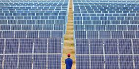 السعودية تنشئ أكبر مشروع للطاقة الشمسية في العالم 