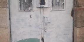 الاحتلال يغلق مدخل منزل على ساكنيه