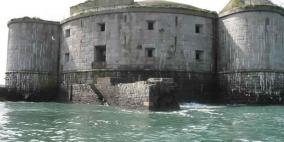 بريطانيا تبيع جزيرة أنقذتها من نابليون بهذا السعر الزهيد