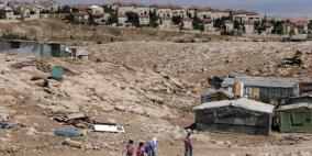 جرافات الاحتلال تشق طريقها لهدم الخان الأحمر