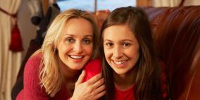 أمراض تنتقل من الأم لابنتها