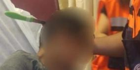  امرأة ألقت سكينا فأصابت ابنها