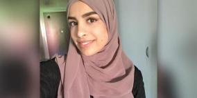 بعد رفضها لمصافحة رجل.. سويدية مسلمة تحصل على تعويض 