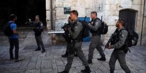 الاحتلال يستدعي 20 مقدسيا لمراجعة مخابراته