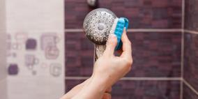 بكتيريا في "دش الاستحمام" تسبب أمراض معدية