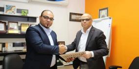 كلية الإعلام بالقدس المفتوحة توقع مذكرة تفاهم مع إذاعة "راية أف أم"