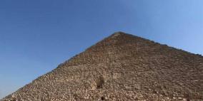 "فيديو جنسي" على قمة الهرم يثير غضب المصريين