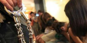 ممثل سوري يكشف حقيقة "شبكة دعارة أبطالها فنانون سوريون"